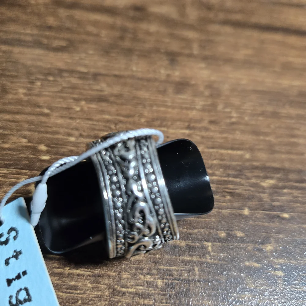 Stigma Beauty Shield Ring with Cross Design Size 10‎ New With Tag
